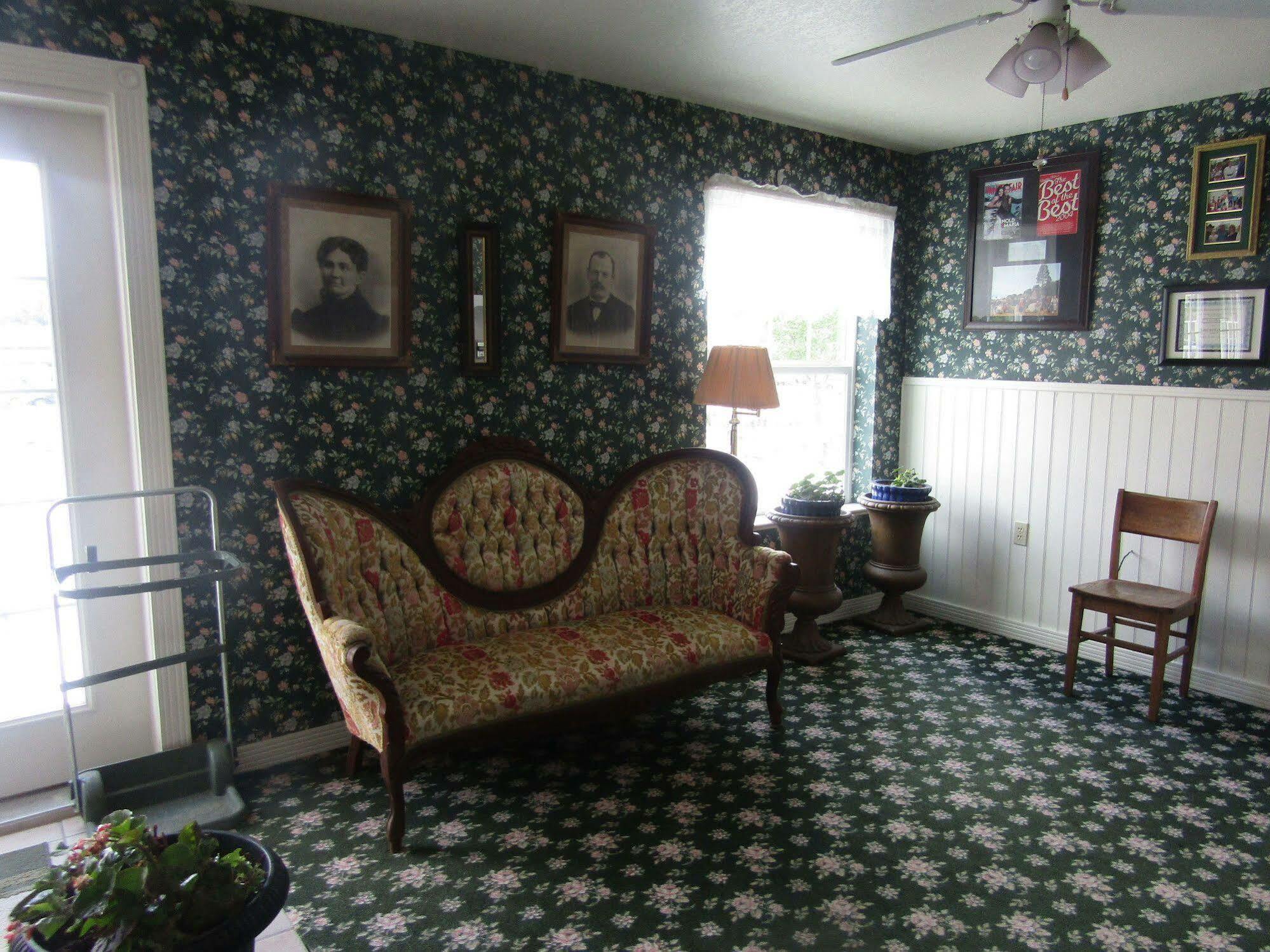 Step Back Inn Aztec Extérieur photo